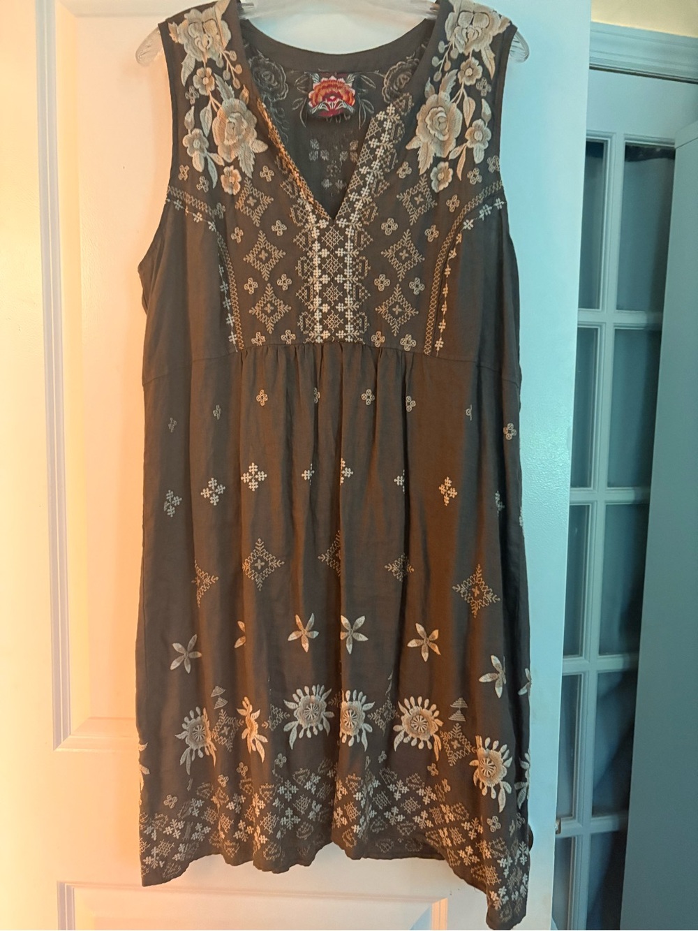 Johnny was Embroidered Sleeveless Floral Midi Dress